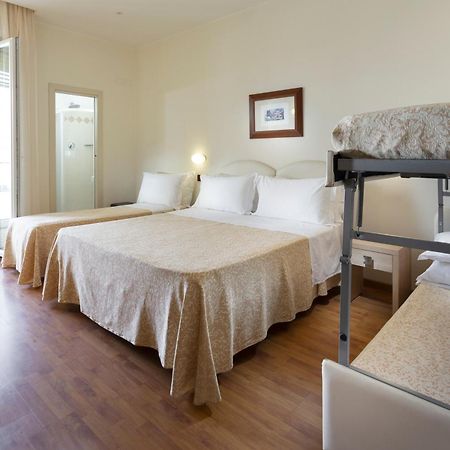 Hotel Baltic Rimini Zewnętrze zdjęcie